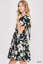 Load image into Gallery viewer, Black floral dress

