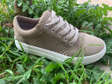 Load image into Gallery viewer, Nora G Sneakers
